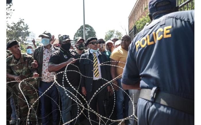 Senior ANC members, including Tony Yengeni, outside the Bloemfontein Magistrates Court on 13 November 2020 in support of Ace Magashule.