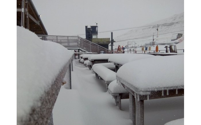 Snowfall in Lesotho. Picture: Snow Report SA via Twitter.