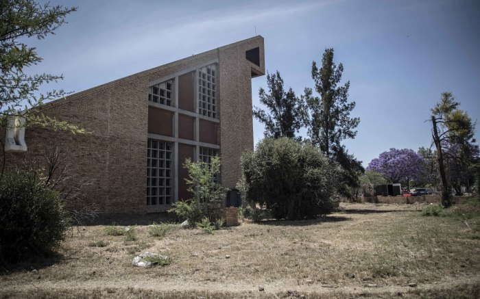 The iconic Unibo chapel in a state of neglect.