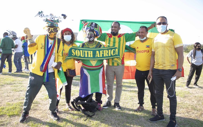 Excited fans outside the FNB Stadium for Bafana Bafana vs Ethiopia in a 2022 FIFA World Cup qualification match. Picture: Abigail Javier/EWN