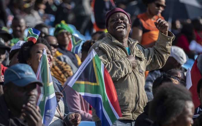 Guests sing at the inauguration of President-elect Cyril Ramaphosa at Loftus Versfeld Stadium in Pretoria. Picture: Abigail Javier/EWN