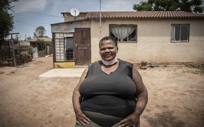 Gertrude Ludick is one of the residents staying in the RDP houses. Her daughter is asthmatic.