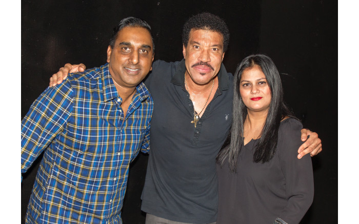 947 Station Manager Ravi Naidoo with Lionel Richie.