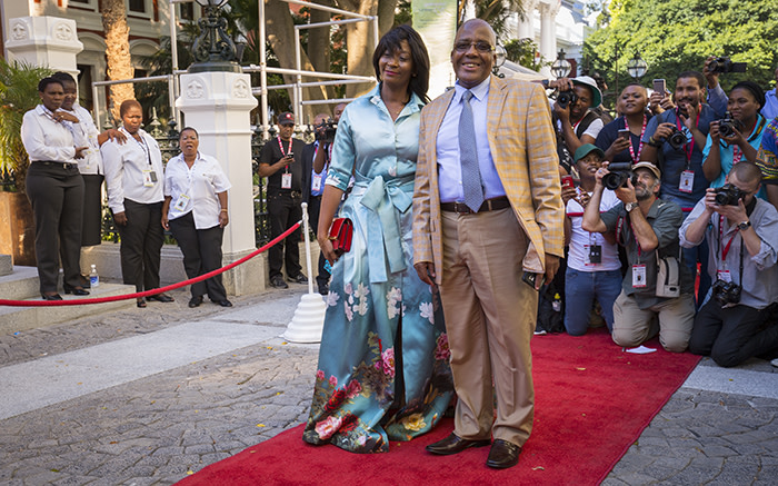Aaron Motsoaledi and his wife on the SONA red carpet on 9 February 2017